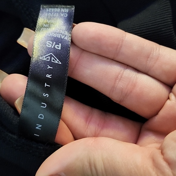 Woman's Leggings - Picture 3 of 9